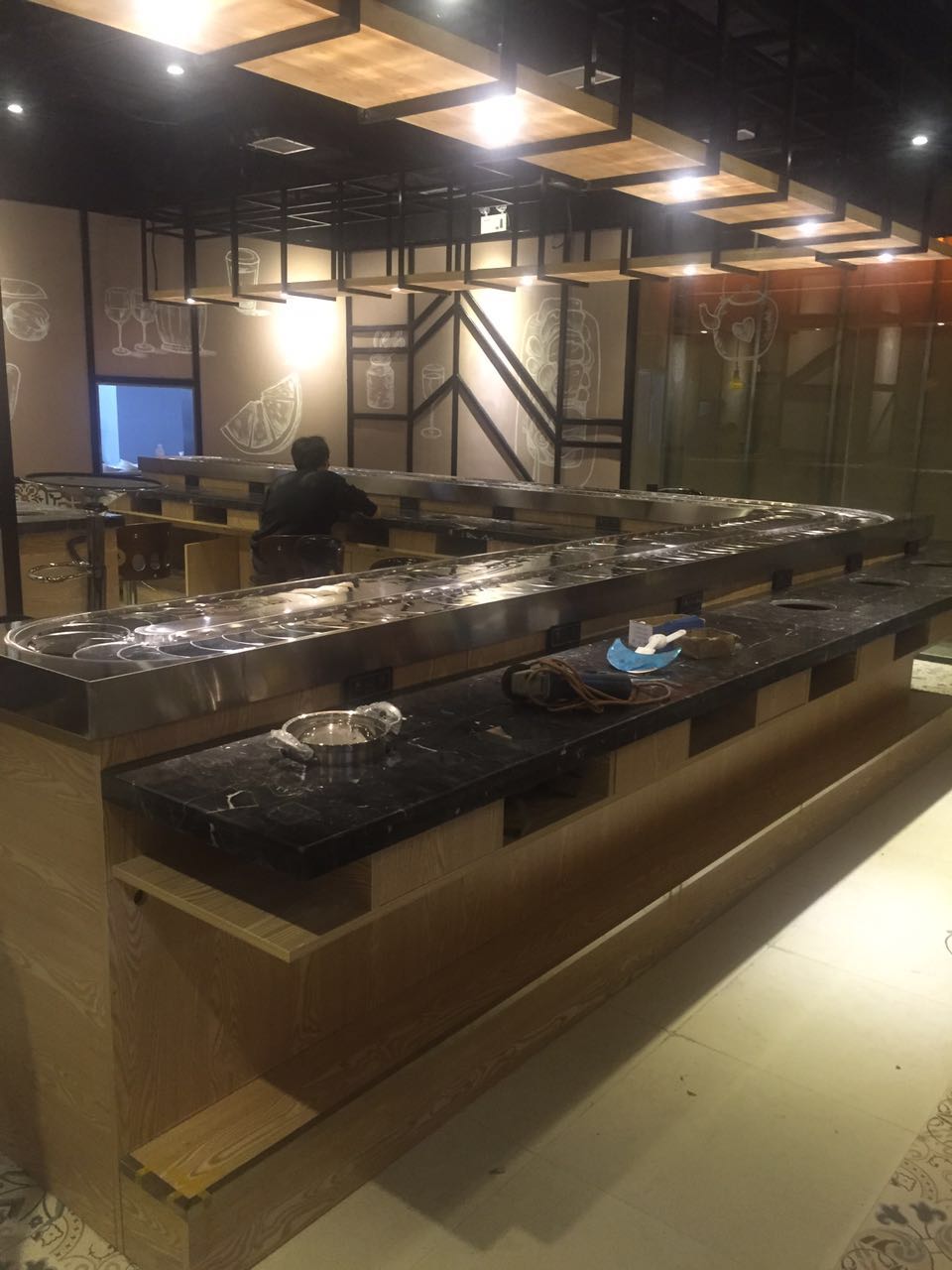 旋轉壽司設備